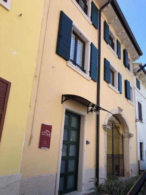 La Casa Della Ada Hotel Castelnuovo del Garda Exterior photo
